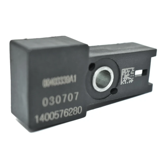 Alt view image 6 of 7 - Collision sensor 00403339A1 General cargo