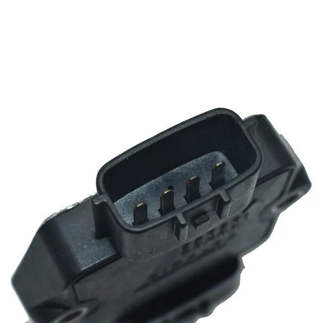 Alt view image 4 of 7 - Ignition Module 22020-50F01