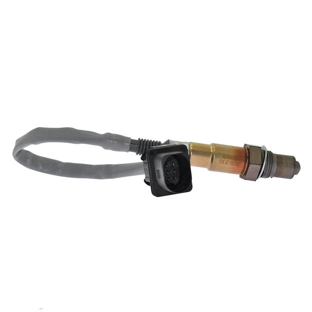 Alt view image 4 of 7 - Front oxygen sensor 39210-2E101