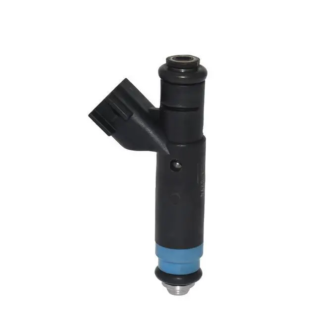 Alt view image 4 of 7 - Fuel injector 04854181 general cargo P6