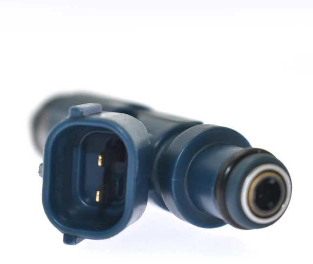 Alt view image 6 of 7 - Fuel injector 23250-46080P8, general cargo