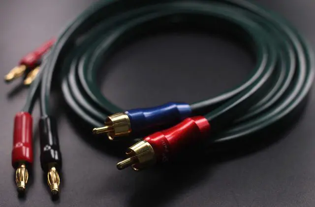 Alt view image 2 of 5 - C-JN OFC Speaker Wire Pair with RCA Male (Blue & Red) to 2 Pair Banana4banana Plugs, C-JN (2M(6.5ft))