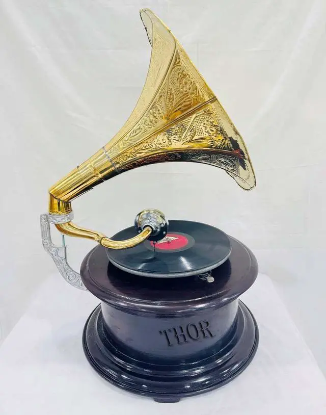 Alt view image 2 of 6 - Antique-Looking Replica Gramophone Vintage Gramophone Record Player, Wooden Base with Floral Carvings, Gold Horn Speaker (38X38X68 CM)