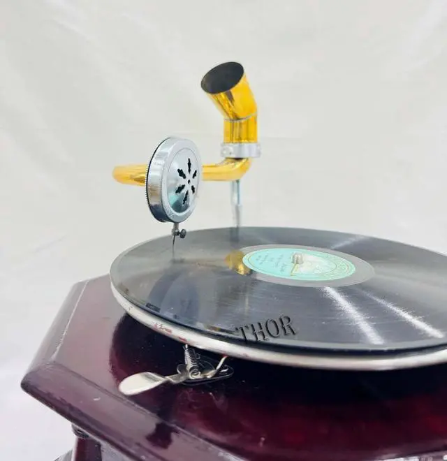 Alt view image 3 of 6 - Antique-Looking Replica Gramophone Vintage Gramophone Record Player, Wooden Base with Floral Carvings, Gold Horn Speaker (35X37X32 CM)