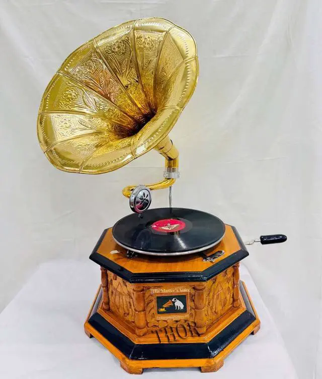 Alt view image 7 of 7 - Antique-Looking Replica Gramophone Vintage Gramophone Record Player, Wooden Base with Floral Carvings, Gold Horn Speaker (32X75X37 CM)