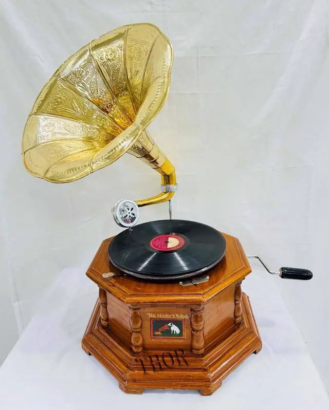 Alt view image 6 of 6 - Antique-Looking Replica Gramophone Vintage Gramophone Record Player, Wooden Base with Floral Carvings, Gold Horn Speaker (32X37X35 CM)