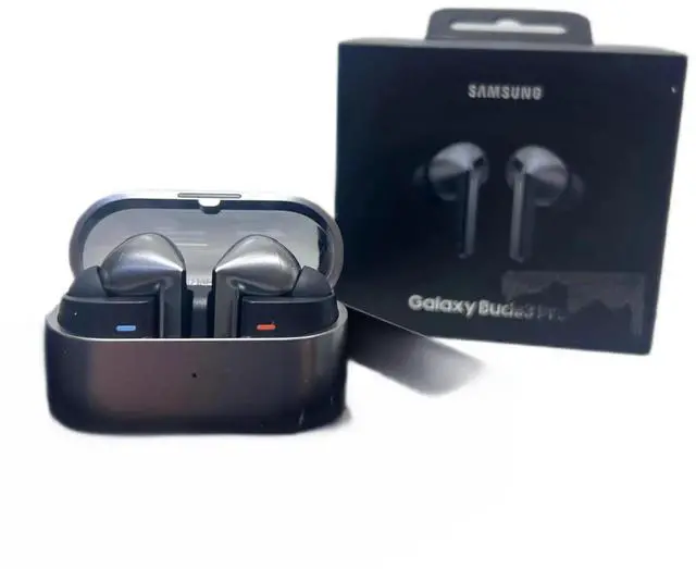 Main image of Galaxy Buds3 Pro - Silver