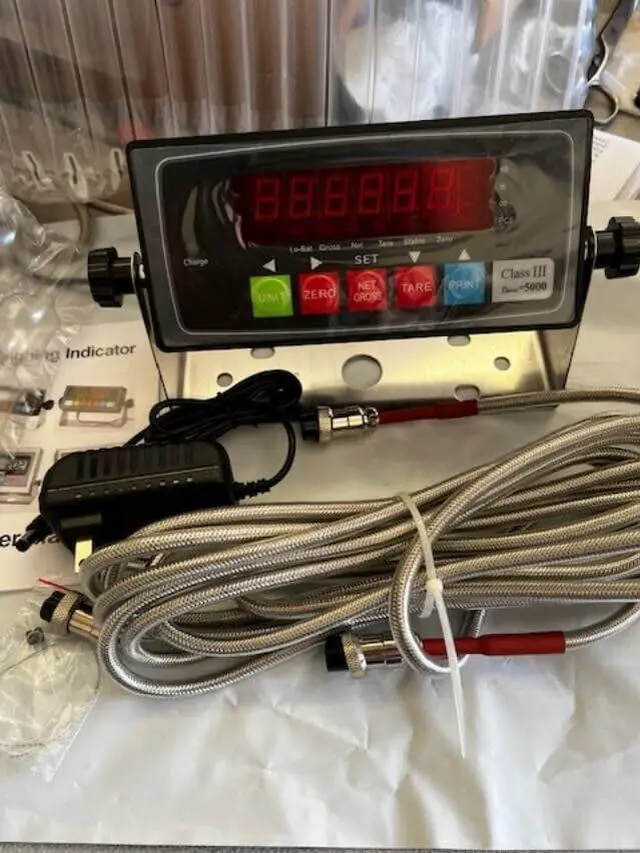 Main image of LCD Indicator PS-IN202 LCD Readout for Connecting to a Floor Scale Scale Indicator with 4+4 Stainless Steel Cable Included