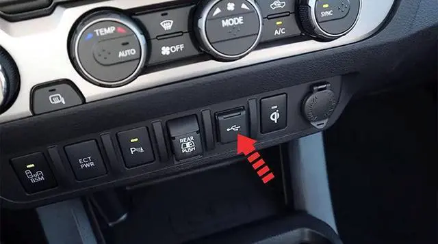 Alt view image 3 of 4 - APT USB CD Player 2017-2018 Compatible with Toyota Tacoma