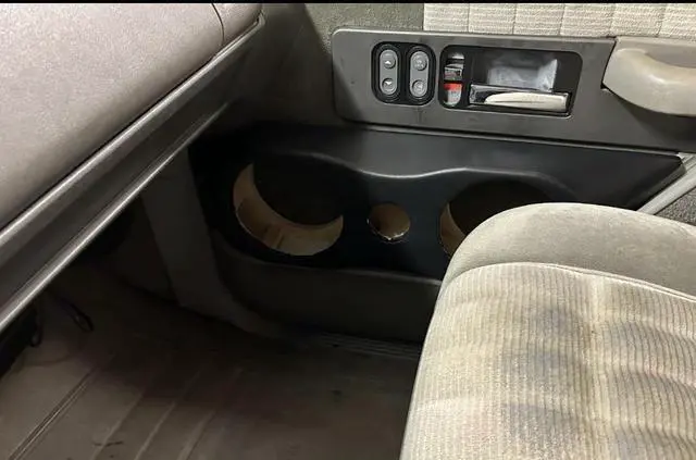 Alt view image 4 of 7 - 6.5 x2 Speaker Door pods Compatible with 90-94 Chevy GMC OBS Left and Right Pair Black