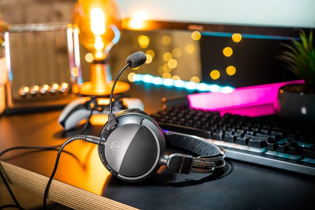 Alt view image 2 of 7 - ATH-GL3BK Closed-Back Gaming Headset, Black