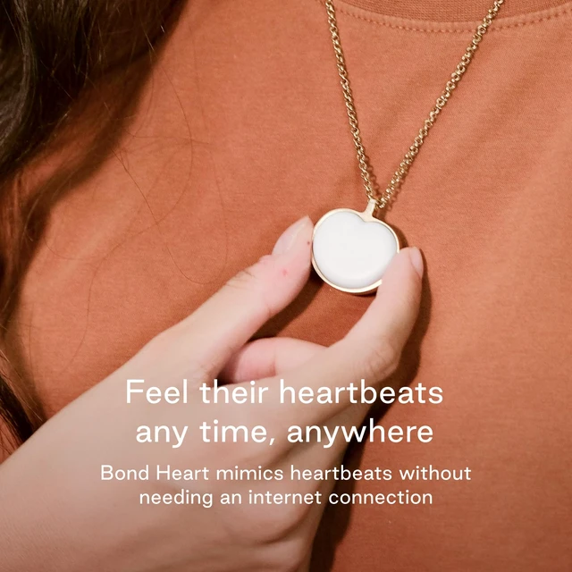 Alt view image 3 of 7 - Heart - Store and Feel Heartbeat Necklace - Romantic, Heartfelt and unique gift. The ideal Valentine's day gift