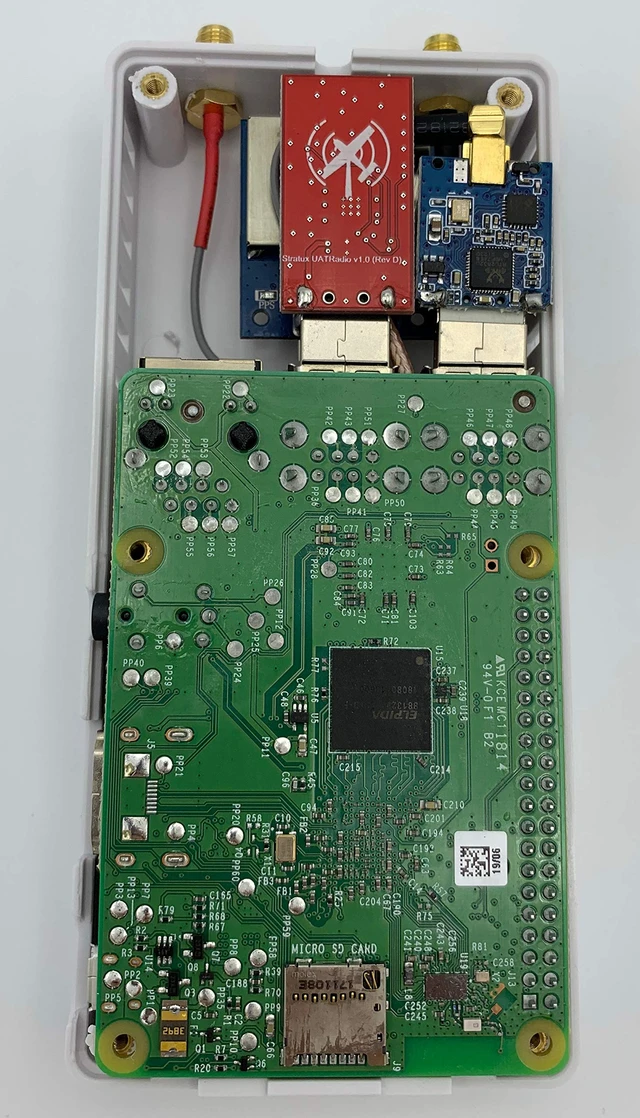 Alt view image 4 of 4 - 1090ES & UAT - Radios (Low Power UAT) and High Gain Antennas