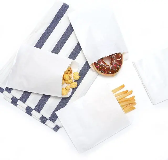 Main image of 100-pack 4x6 Inches White Kraft Paper Bags for Bakery Cookies Treats Snacks Sandwiches Popcorn Small Gift bag