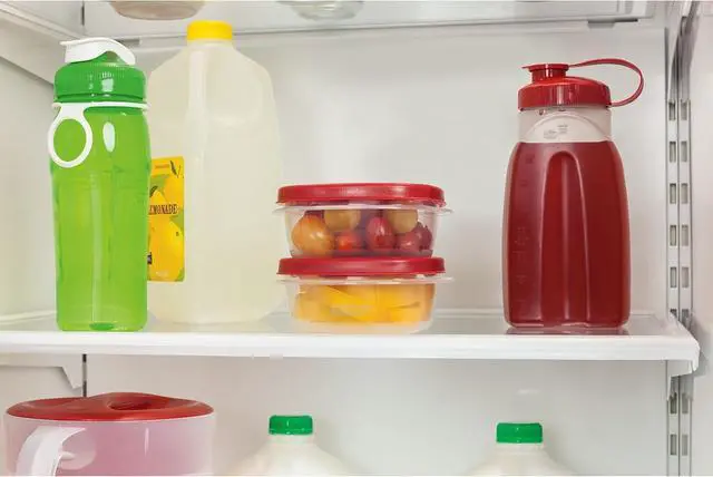 Alt view image 3 of 5 - Rubbermaid Easy Find Lids Food Storage Containers, 1.25 Cup, Racer Red, 4-Piece Set
