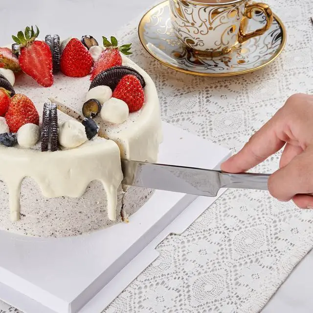Alt view image 3 of 6 - Silver 2-Piece Stainless Steel Cake Cutter Set with Pattern Handle