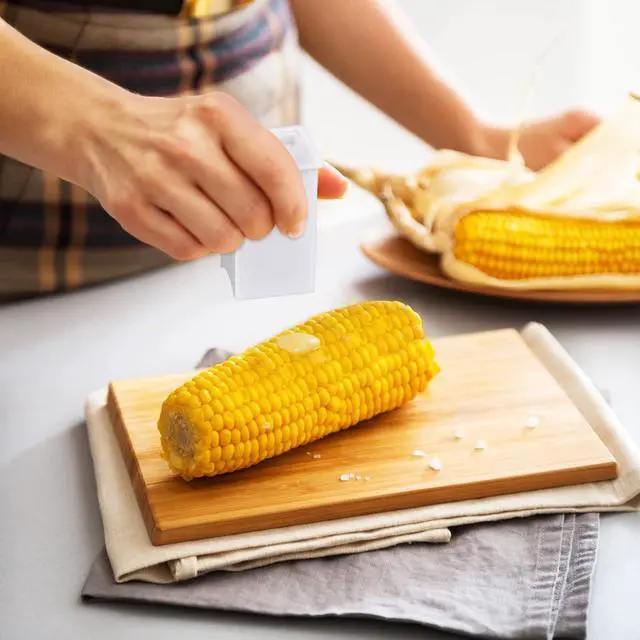 Alt view image 5 of 7 - Aodaer 2 Pack Butter Spreader Plastic Butter Spreader with Built-in Cover Corn Cob Butter Holder Spreads Butter Dispenser on Pancakes, Waffles, Bagels and Toast