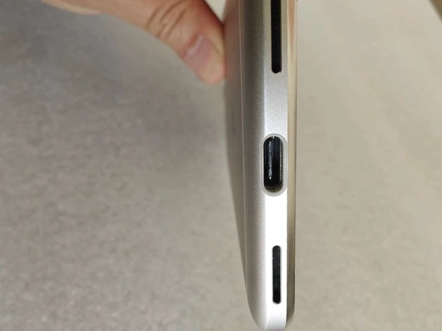 Alt view image 6 of 7 - Google Pixel G-2PW4200 32GB Unlocked GSM 5" Phone 12.3MP Camera - Quite Black