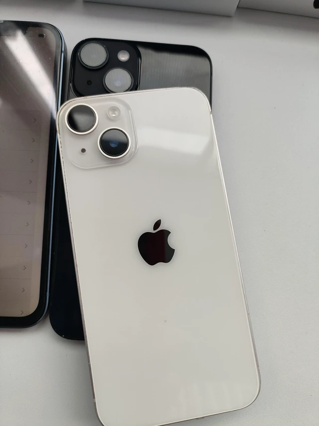 Alt view image 3 of 7 - Apple iPhone 14 Dual-SIM 256GB ROM + 6GB RAM (Only GSM | No CDMA) Factory Unlocked 5G Smartphone (Blue) - International Version