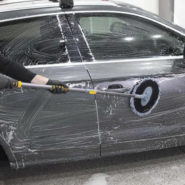 Alt view image 3 of 5 - Platinum Series XL Microfiber Mop - Extends to 48 Inches for Car Washing