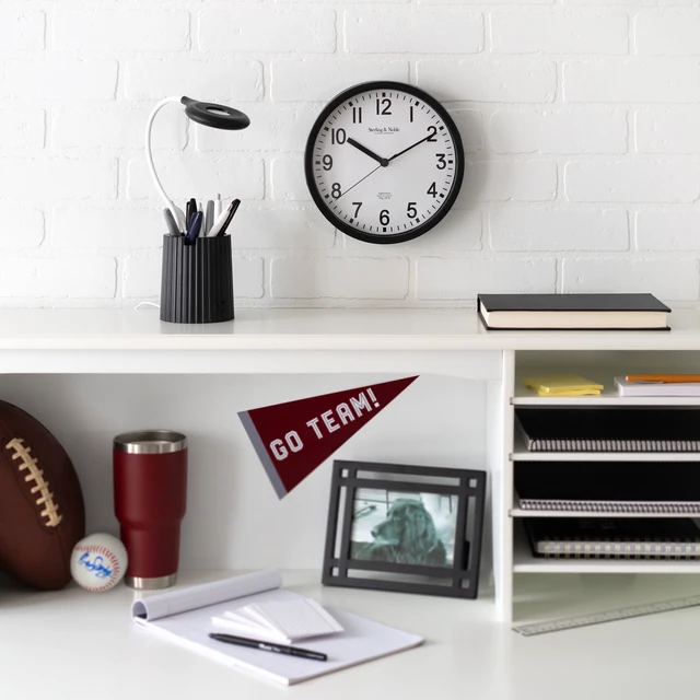 Alt view image 3 of 6 - Mainstays Basic 8.78" Indoor Black Analog Round Wall Clock