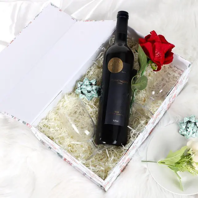 Alt view image 6 of 7 - LFBOX Rose Floral Gift Box with Magnetic Lids 1 Pack