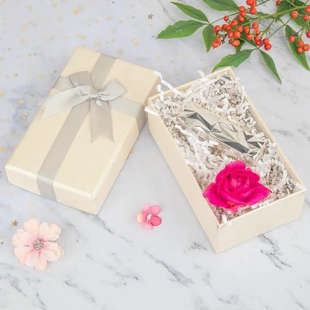Alt view image 6 of 6 - Caleihd Crinkle Cut Paper Shred Filler Gift Cushion Streamer White