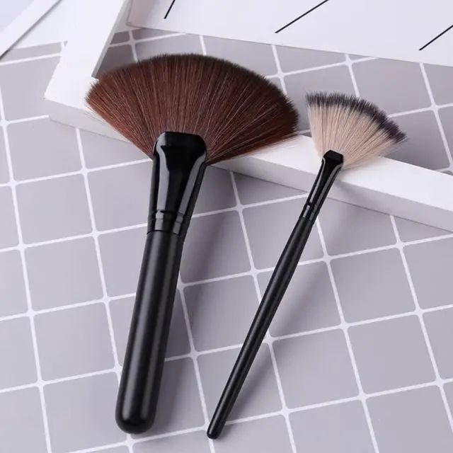 Alt view image 2 of 7 - Paint Brush Set Artist Fan Painting Brushes Wood Long Hands for Oil Acrylic Watercolor Ink Gouache Oil Painting, Canvas, Ceramics, Face Body Art and Crafts, Adults Painting Supplies