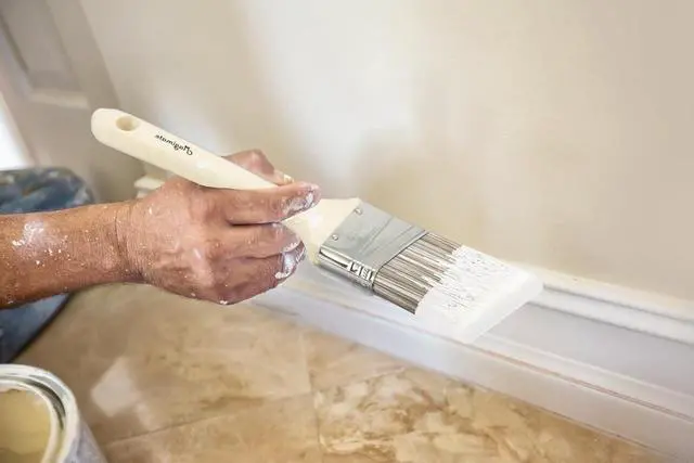 Alt view image 5 of 7 - Magimate 2-1/2" Inch Angle Sash Brush Long Wood Handle Cut-in Painting