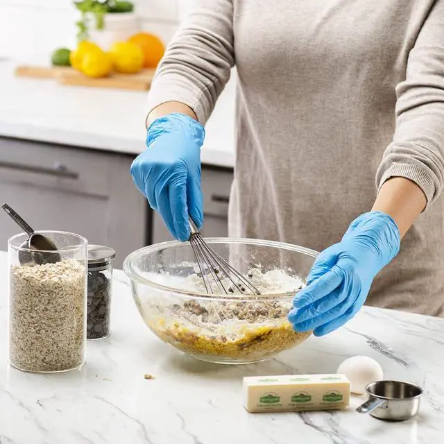 Alt view image 4 of 7 - Comfy Package Synthetic Vinyl Blend Disposable Plastic Gloves Non-Sterile, Powder & Latex Free
