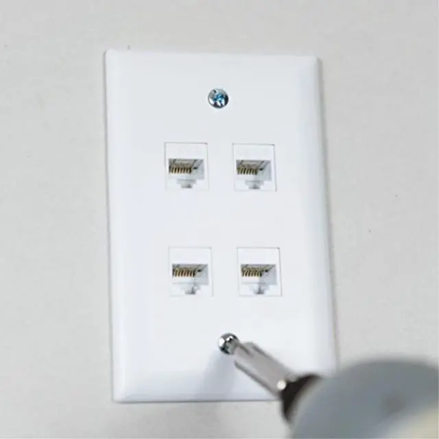Alt view image 4 of 7 - Legrand - OnQ 4 Port Keystone Single Gang Wall Plate, 1 Gang Keystone Wall Plate Supports 4 Keystone Insert, Screw-In Plastic, White, 10 Count, WP3404WH10