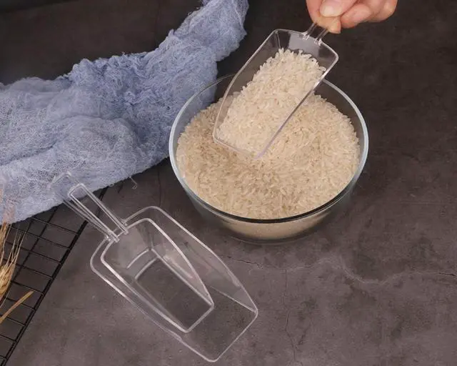 Alt view image 4 of 6 - DS DISTINCTIVE STYLE Kitchen Scoops Set - 6 Clear Plastic Scoops with 3 Sizes
