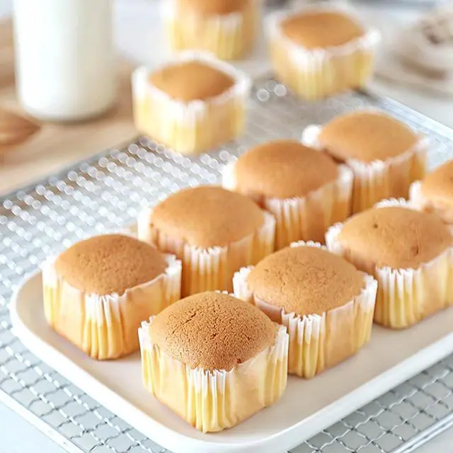 Alt view image 6 of 7 - YumSur 100 Count Square Cupcake Liners, White Paper Muffin Baking Cups