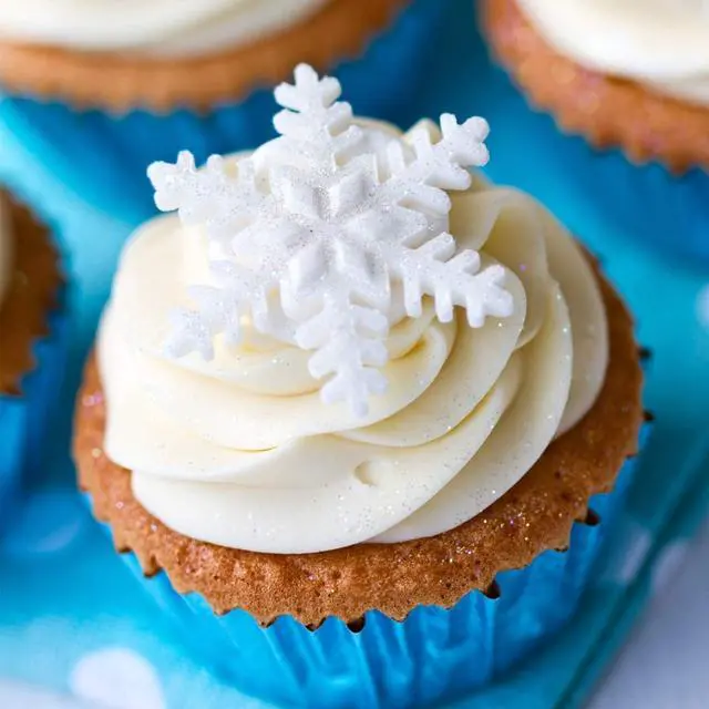 Alt view image 3 of 7 - Sumind 200 Pieces Foil Cupcake Liners Metallic Standard Size Baking