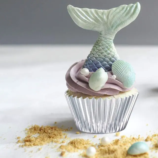 Alt view image 4 of 7 - Sumind 200 Pieces Foil Cupcake Liners Metallic Standard Size Baking