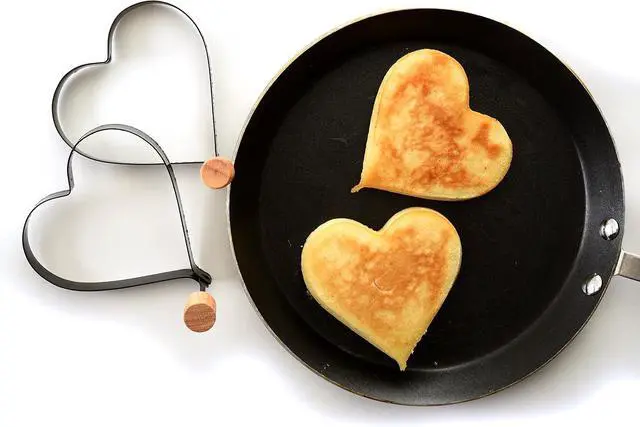 Alt view image 5 of 7 - Norpro Nonstick Heart Pancake/Egg Rings, Set of 2