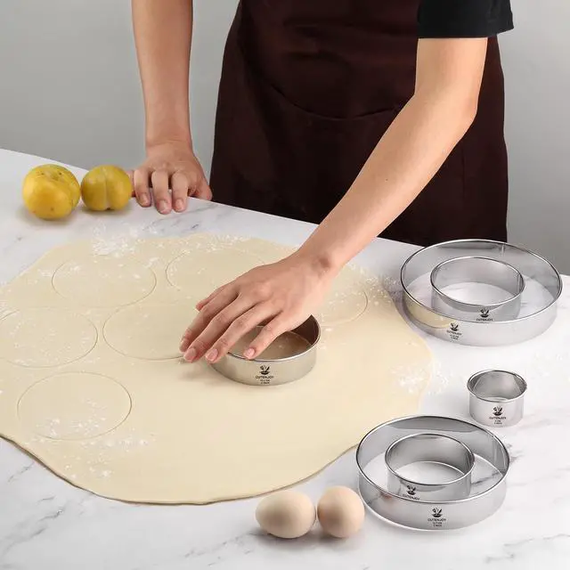 Alt view image 6 of 7 - 6-Piece Round Cookie Cutters (2, 3, 3.5, 4, 5, 6 Inch) Biscuit Cutter Set