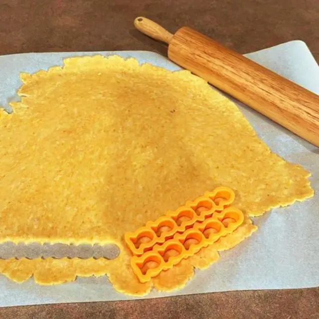 Alt view image 5 of 7 - Goldfish Cracker Cookie Cutter for Sourdough Food-Grade, BPA-Free, Non-Toxic, Dishwasher Safe, Mini Kids Snack Cutter (1)