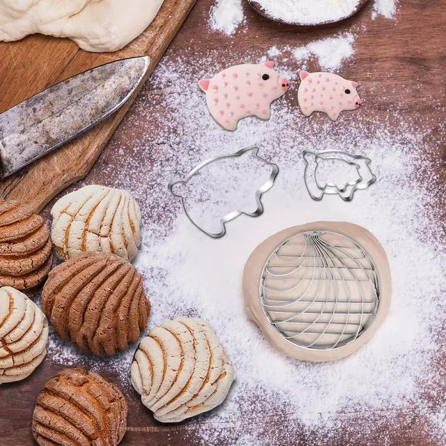 Alt view image 5 of 7 - Concha Cutter Mexican Bread Mold With 3 Sizes Pig Cookie Cutter Set,Concha Stamp Two Sided Mold For Pan Dulce Mexicano Cortadora De Pan,Cookie Stamps for Baking Cookies