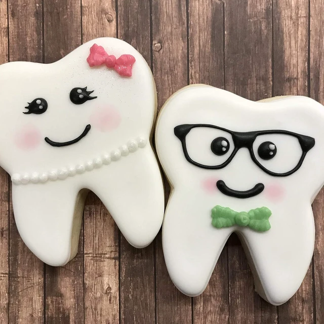 Alt view image 4 of 6 - Ann Clark Tooth Cookie Cutter, 3-1/2 Made in USA