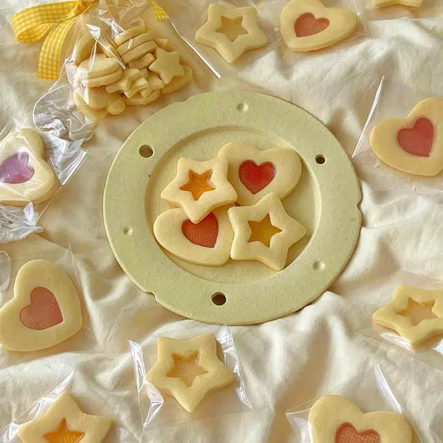 Alt view image 6 of 7 - 18 Pieces Metal Cookie Cutters, Stainless Steel Molds Flower Square Heart Round Star Shapes for Home Holiday Mother's Day