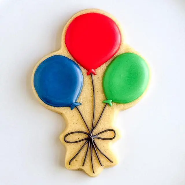 Alt view image 3 of 7 - Ann Clark Bunch of Balloons Cookie Cutter, 3-3/4" Made in USA