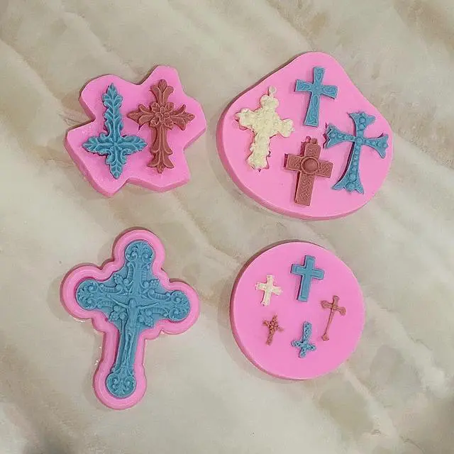 Alt view image 4 of 5 - 4 Pcs Small Cross Chocolate Mold Cake Candy Clay Baking Decor Supply Tool
