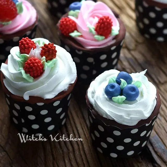 Alt view image 5 of 7 - 3Pcs/Set 3D Mini Strawberry, Raspberry & Blueberry Silicone Fondant Molds Soap Candle Mulberry Wax Melts Molds Berries Chocolate Candy Mold for Cake Cupcake Topper Decoration