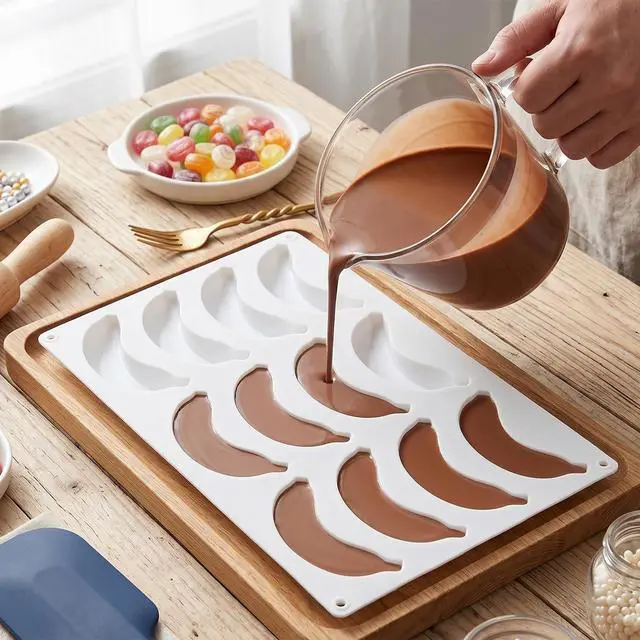 Alt view image 4 of 7 - 12 Cavity Banana Shape Silicone Chocolate Molds