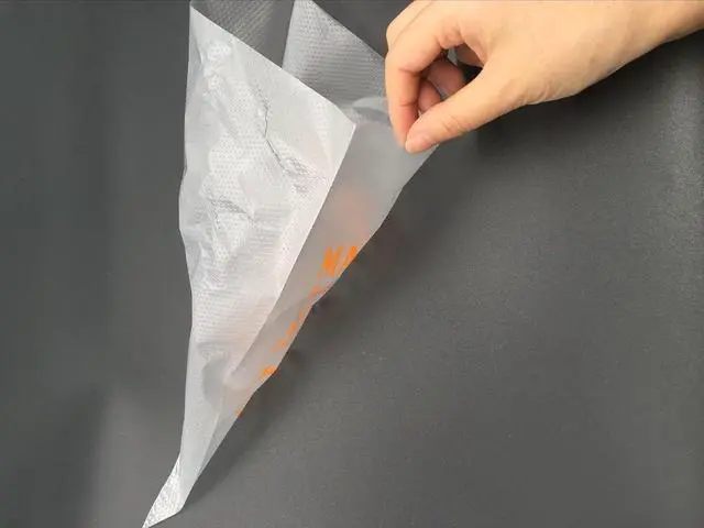 Alt view image 5 of 7 - Pastry Bag - 100 Pieces - KOOTIPS Disposable Cake/Cupcake Decorating Piping Icing Bags Set - 14 12 10 Inch Easy to Grip (M (12 Inch))