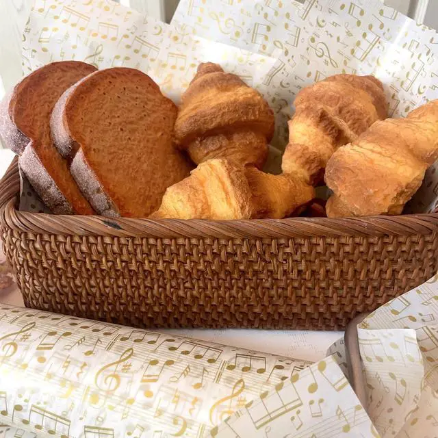 Alt view image 3 of 7 - 150 Gold and White Music Note Patterned Wax Paper, Food Picnic Greaseproof Paper, Waterproof Dry Hamburger Liners Wrapping Tissue for Plastic Food Basket