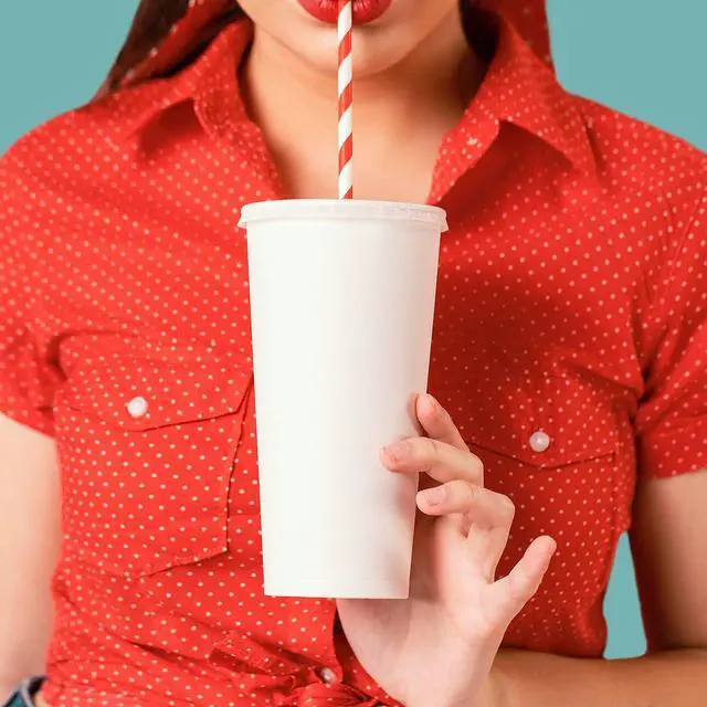 Alt view image 4 of 7 - PakTalk 100 Pack Red Straws