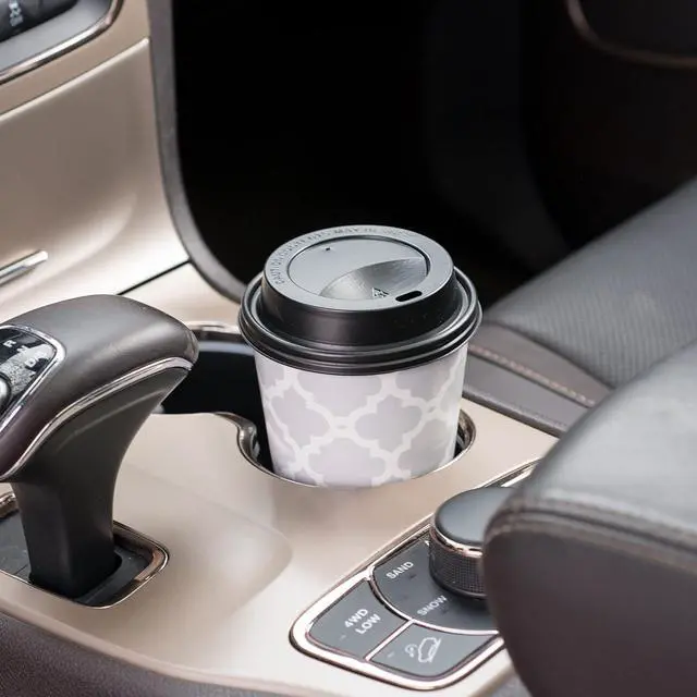 Alt view image 3 of 7 - Hefty Disposable Hot Cups with Lids, Insulated Paper Coffee Cups for Tea, Cocoa and Hot Beverages, Leak Resistant Single Use Drink Cups, 16 Ounce, 20 Count