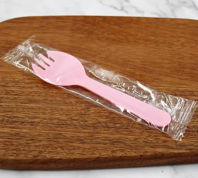 Main image of 100PCS Disposable Sporks, Individually Packaged Plastic Spork for Cakes, Desserts, Ice Cream, Bread, Fork Spoon for Party, Wedding, Picnics, Buffet (Pink)